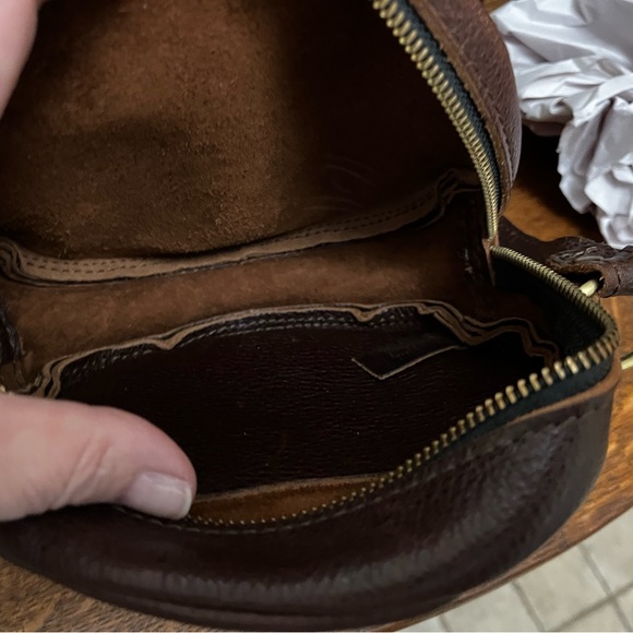 Portland Leather Coldbrew Smalll Circle Crossbody Bag - Picture 3 of 3